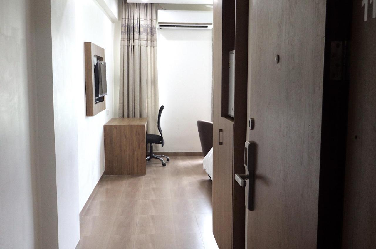 Heaven 7 Hotel & Resort Himatnagar Dış mekan fotoğraf
